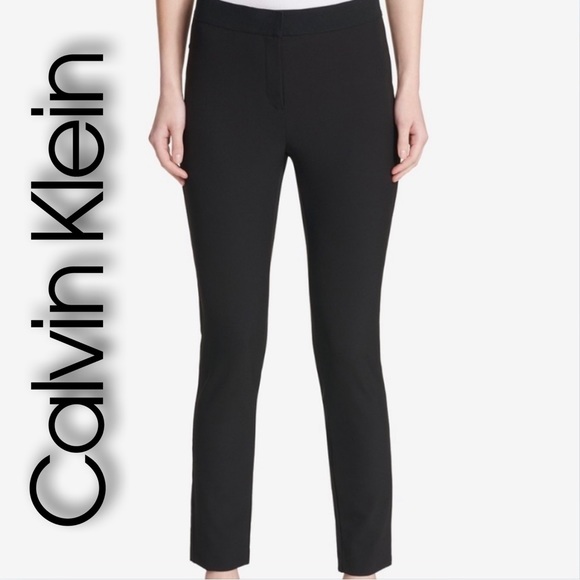Calvin Klein Pants - Calvin Klein Stretch Skinny
Pants
Size 4